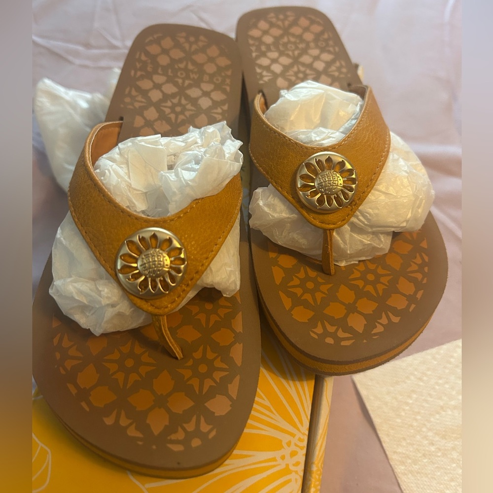 Yellowbox Women's B Marigold sandals